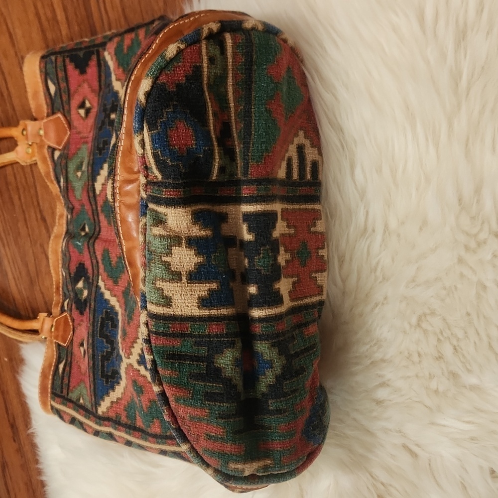 Southwestern Boho Leather Bucket Bag - Picture 4 of 6